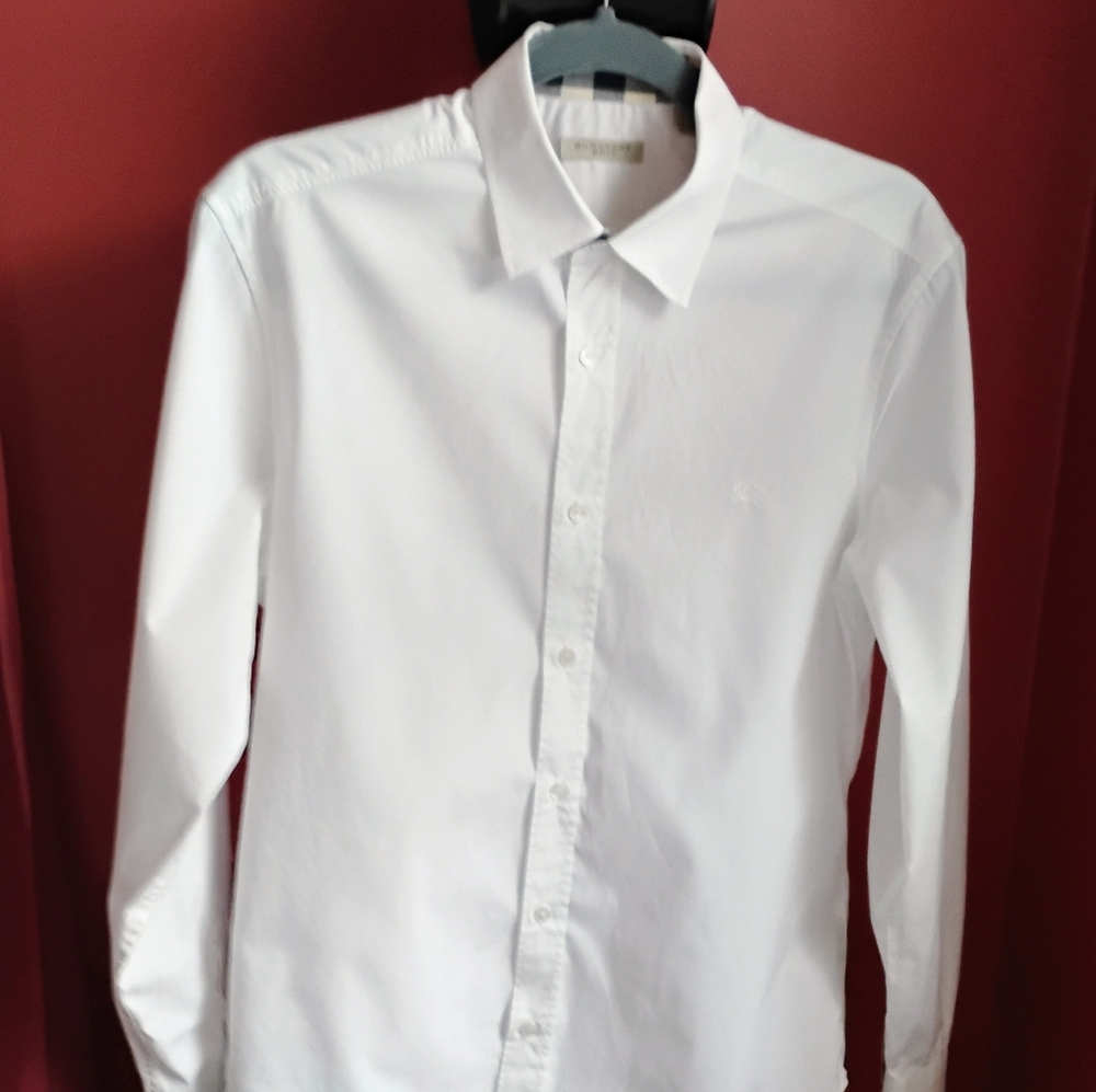 Burberry Button Down Dress Shirt Crisp White Dress Shirt.